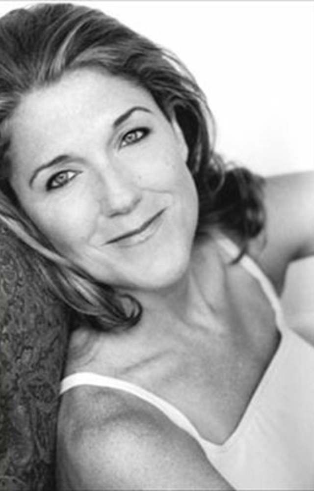 Victoria Clark: Classical artist
