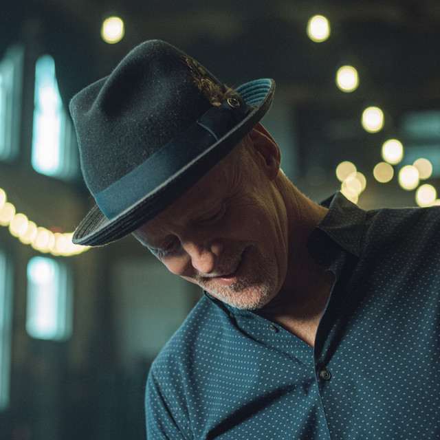 Willy Porter - Sunday Matinee Series at Hopmonk Tavern - Novato on Jan 10, 2027