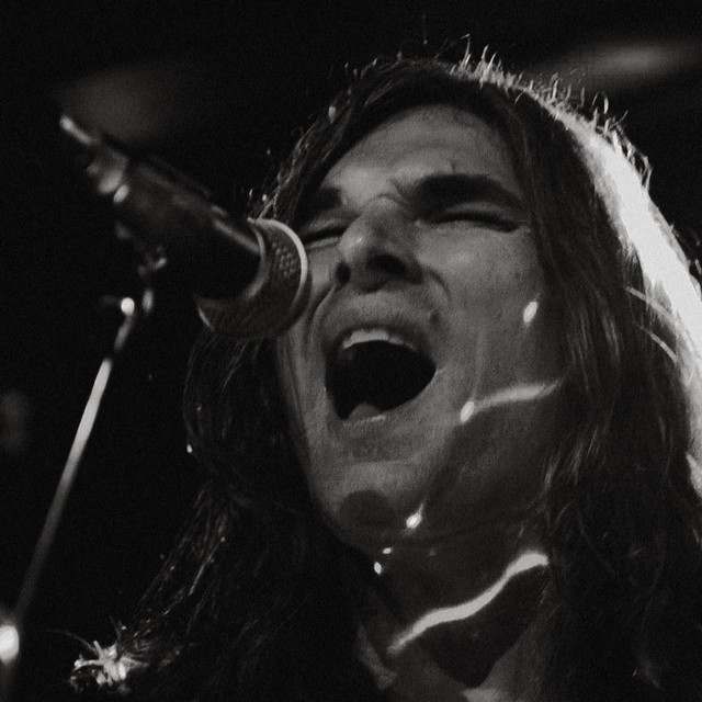 Zephyr Love: Rock artist